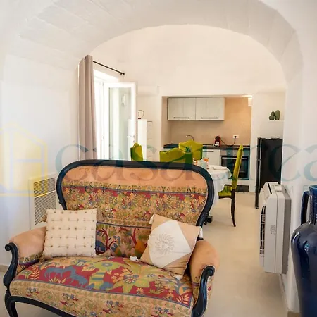 Citta Bianca - Il Trullo Bianco Coccio View-pool-relax *